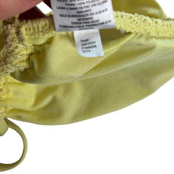Mossimo Pastel Yellow Crochet Knit Bikini Top Triangle Top Swimsuit Size L - Picture 8 of 9